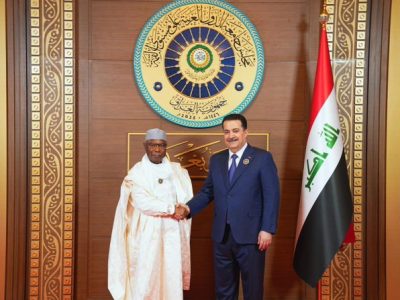 رئيس وزراء العراق يستقبل الأمين العام لمنظمة التعاون الإسلامي في بغداد